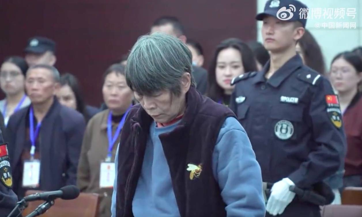 余华英死刑当庭上诉<strong></p>
<p>证券天津</strong>，杨妞花：第一次见她垂头丧气，全程低头双手发抖，但没有任何道歉