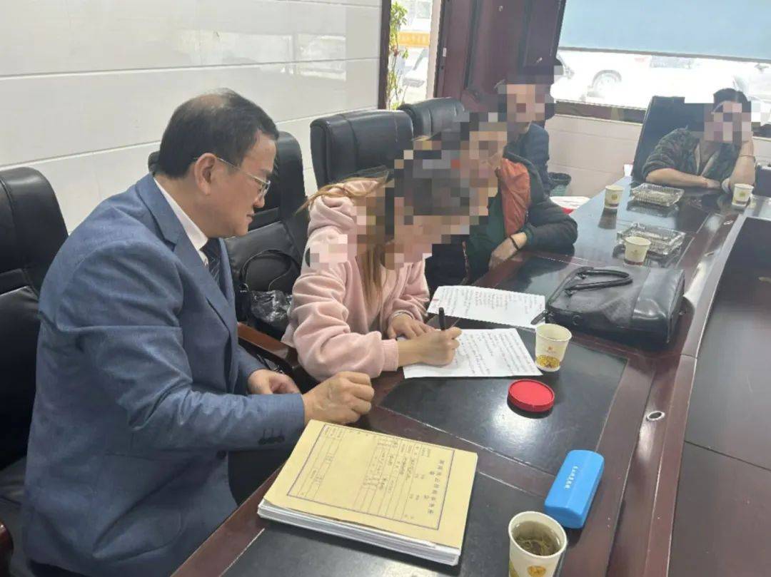 湖南湘西：同居一年后分手<strong></p>
<p>天津证券</strong>，16万元彩礼怎么退？法院这样做