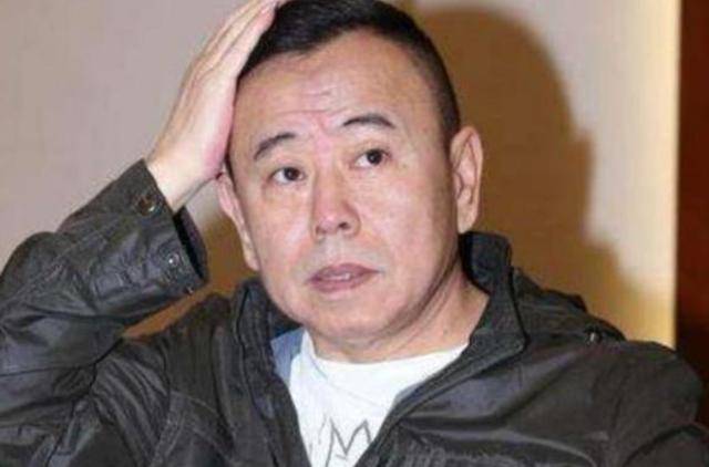 潘长江：我钱花一辈子也花不完<strong></p>
<p>证券上市公司</strong>，如今67岁却越活越“糊涂”了
