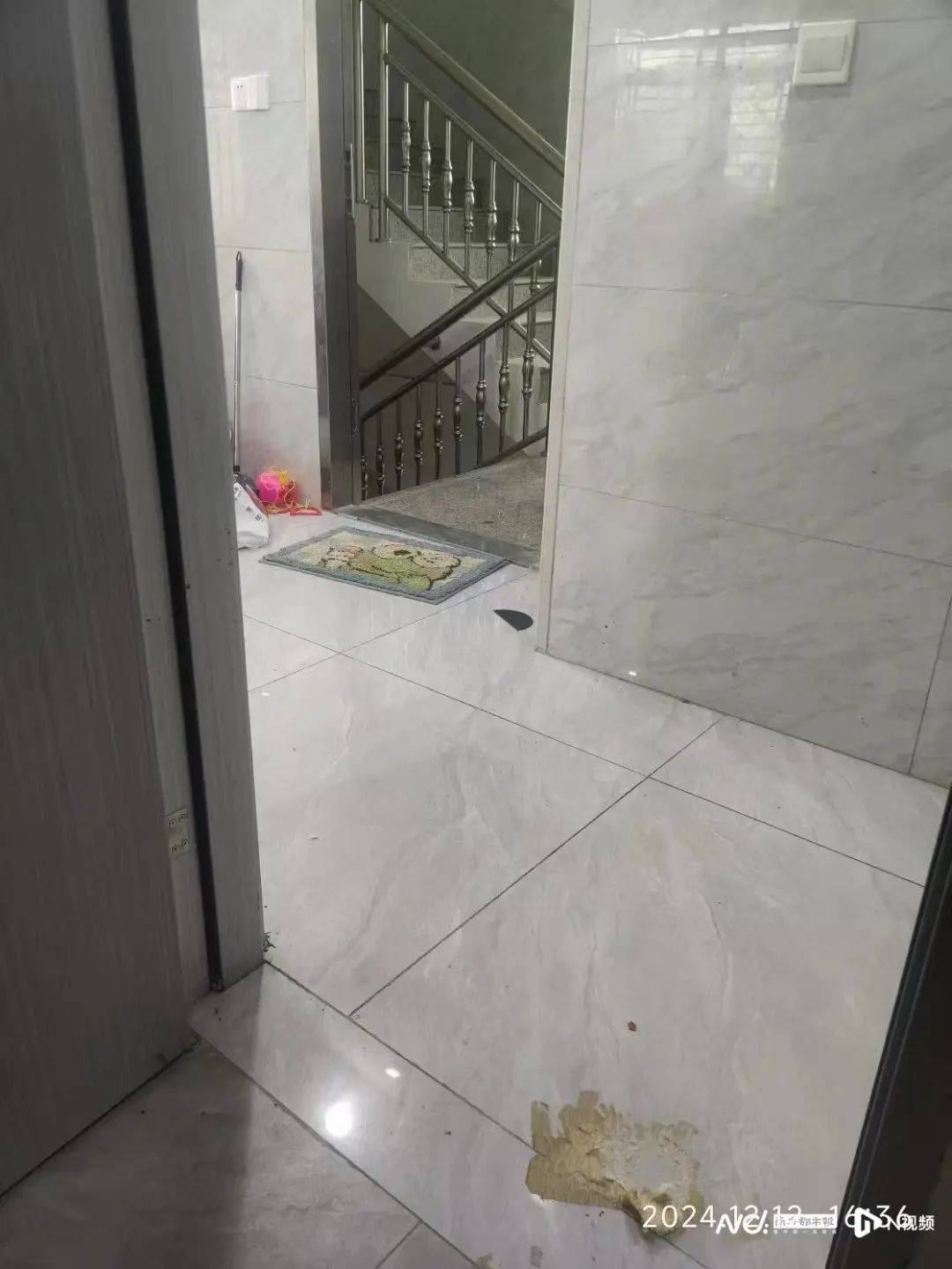 深圳一产妇在家产子<strong></p>
<p>证券资管</strong>，医院拒开出生证明？最新回应！