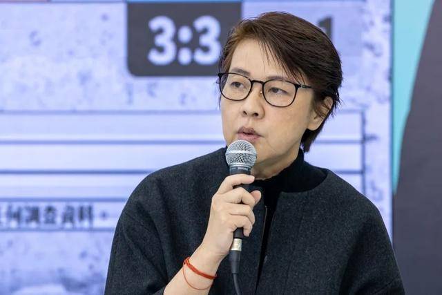 黄珊珊曝柯文哲自愿戴电子脚镣<strong></p>
<p>证券开户网上</strong>，主因是为探视父亲