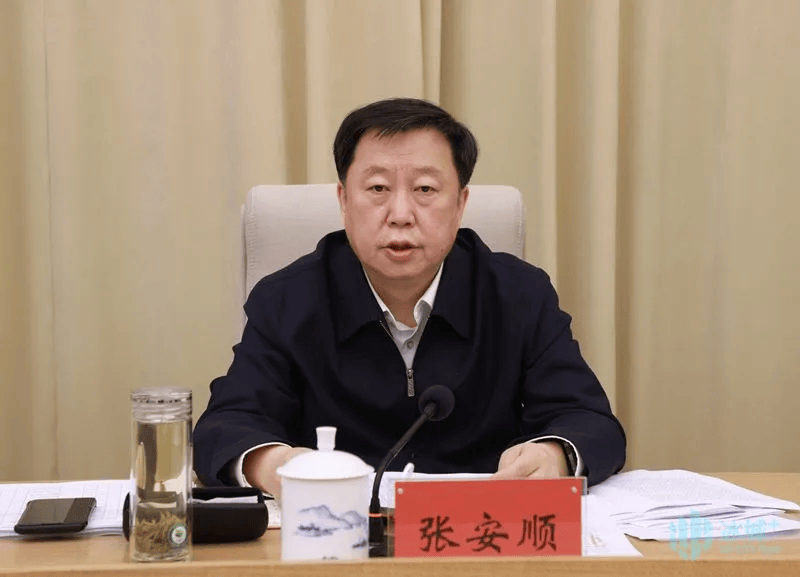 候补中央委员、黑龙江省委副书记张安顺<strong></p>
<p>证券保荐</strong>，履新职