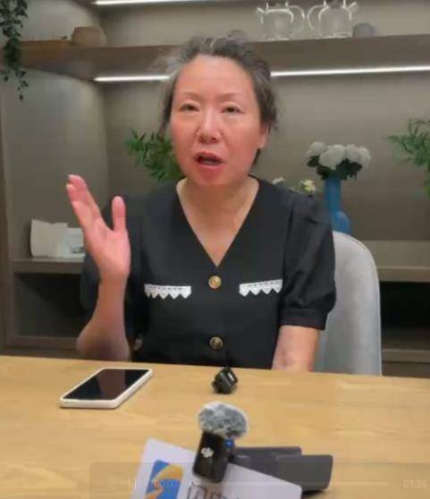 成都27岁女子家门口被杀案开庭<strong></p>
<p>证券直播</strong>，起诉书显示被告患有精神分裂症