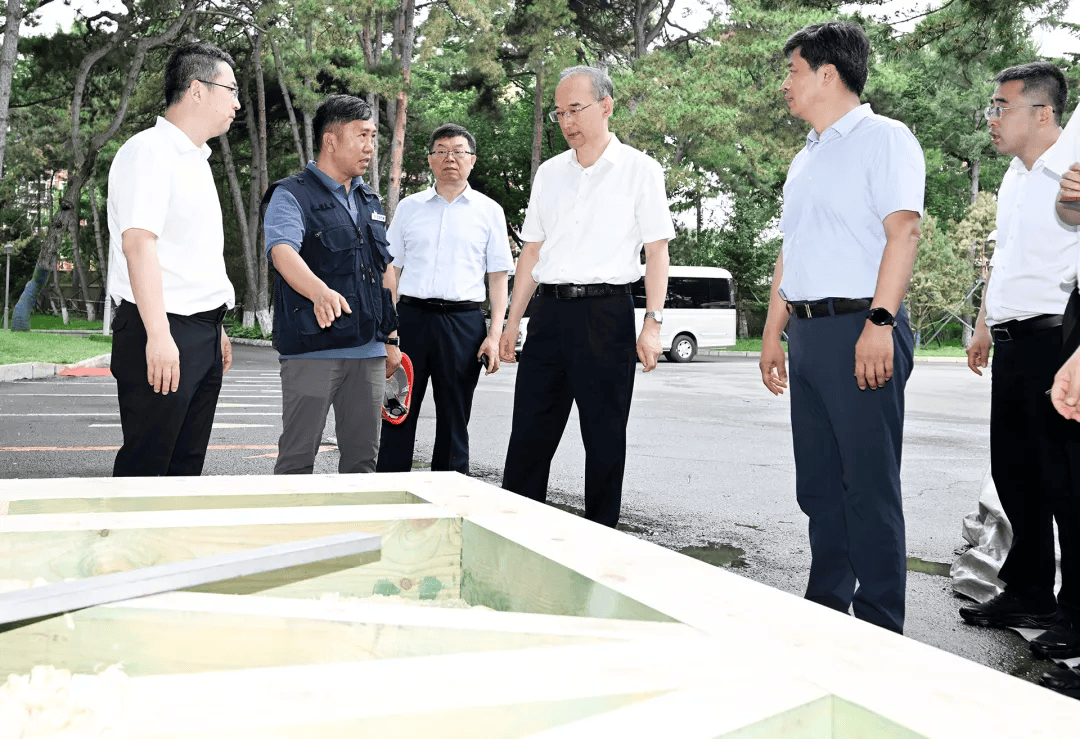 “能不吊顶就不吊顶<strong></p>
<p>固定收益证券</strong>，能不贴砖就不贴砖”，吉林省委书记调研历史建筑修缮