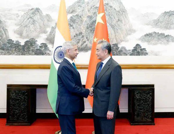 叫中国名字<strong></p>
<p>如何证券开户</strong>，娶日本妻子，5年没见的印度外长来了