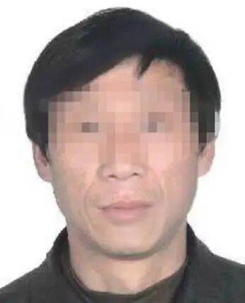 男子自称“玉皇大帝”<strong></p>
<p>新疆股票</strong>，奸淫妇女10人，敛财超500万元