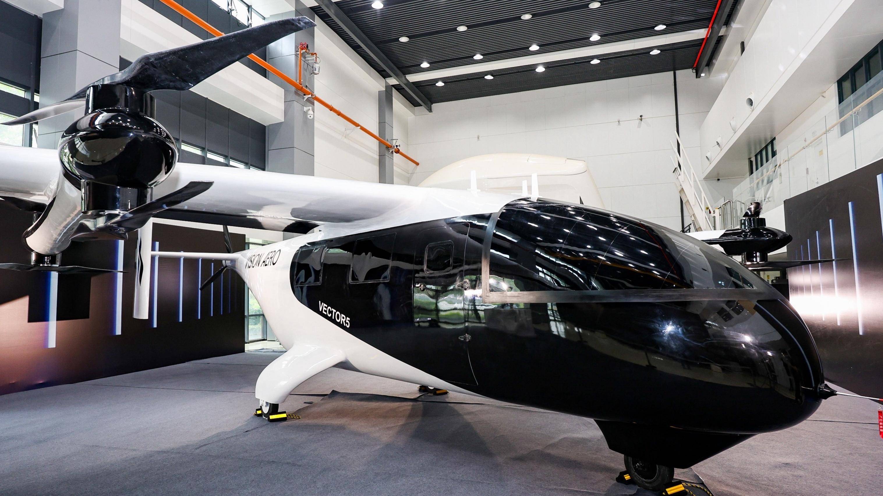 全球航空动力革命:商用飞机新能源动力技术路径全景展望与体系构建