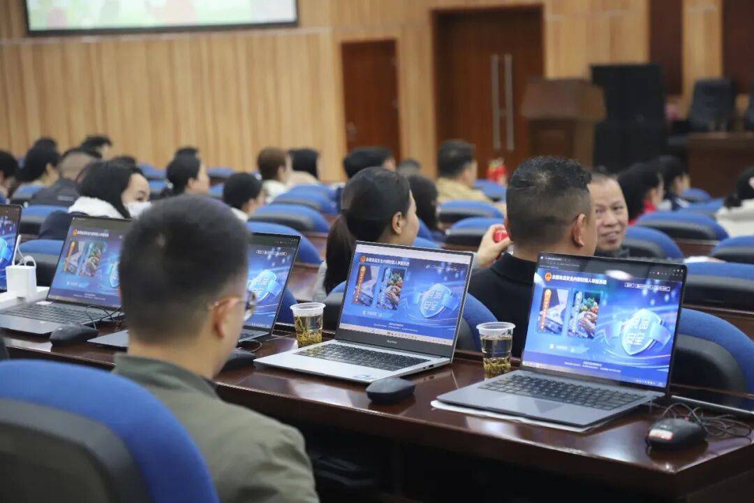 贵阳高新区举办食品从业人员能力提升培训