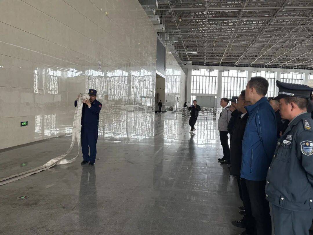 玉环市消防救援局召开全市物业从业人员消防安全培训会